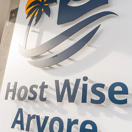 Host Wise Arvore ゲストハウス