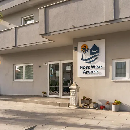 Casa de hóspedes Host Wise Arvore