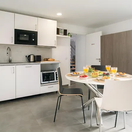 Host Wise Arvore Guest house